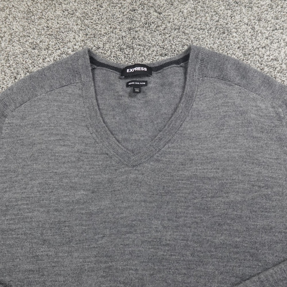 Express Sweater Mens 2XL Gray Merino Wool Blend V Neck Pullover Casual Cozy Soft - Picture 3 of 13